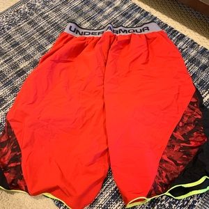 Men’s Under Armour NFL combine shorts size large